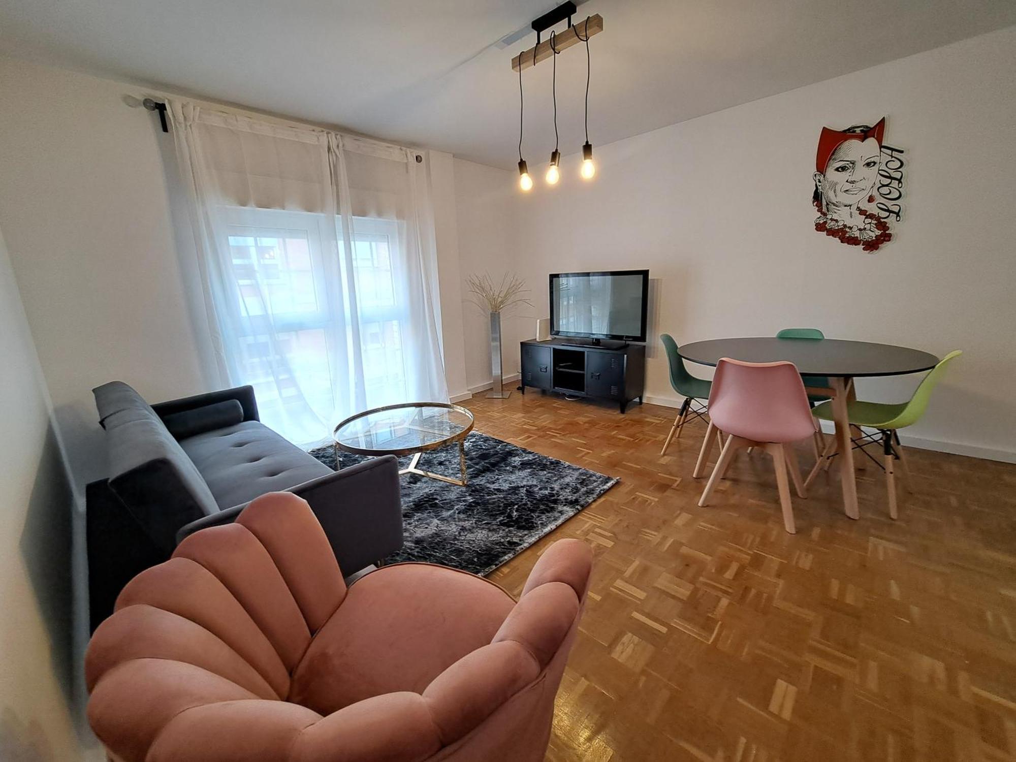 Casa Sadaba Apartment